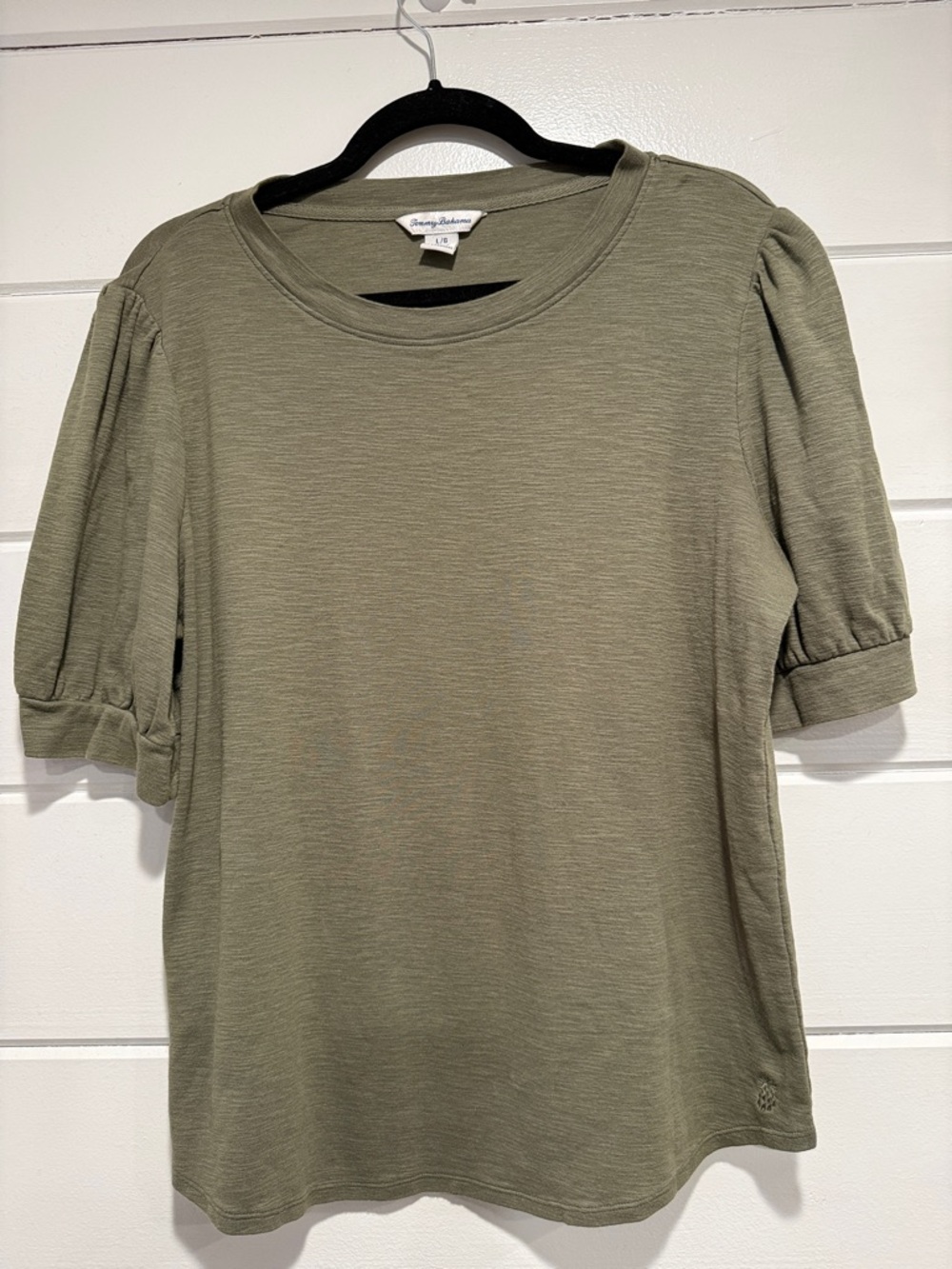 Tommy Bahama Olive Green Puff Sleeve Short Sleeve Tee. Size - Large